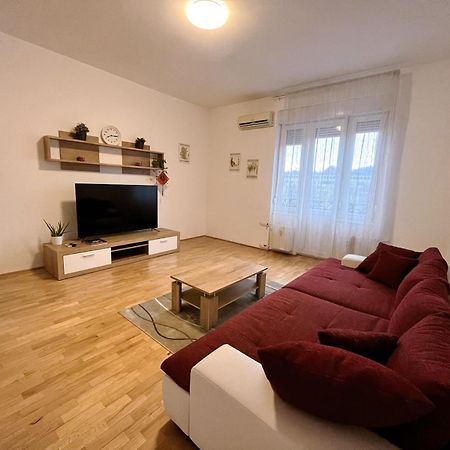 Boutique Family Apartment In The Heart Of City บูดาเปสต์ ภายนอก รูปภาพ
