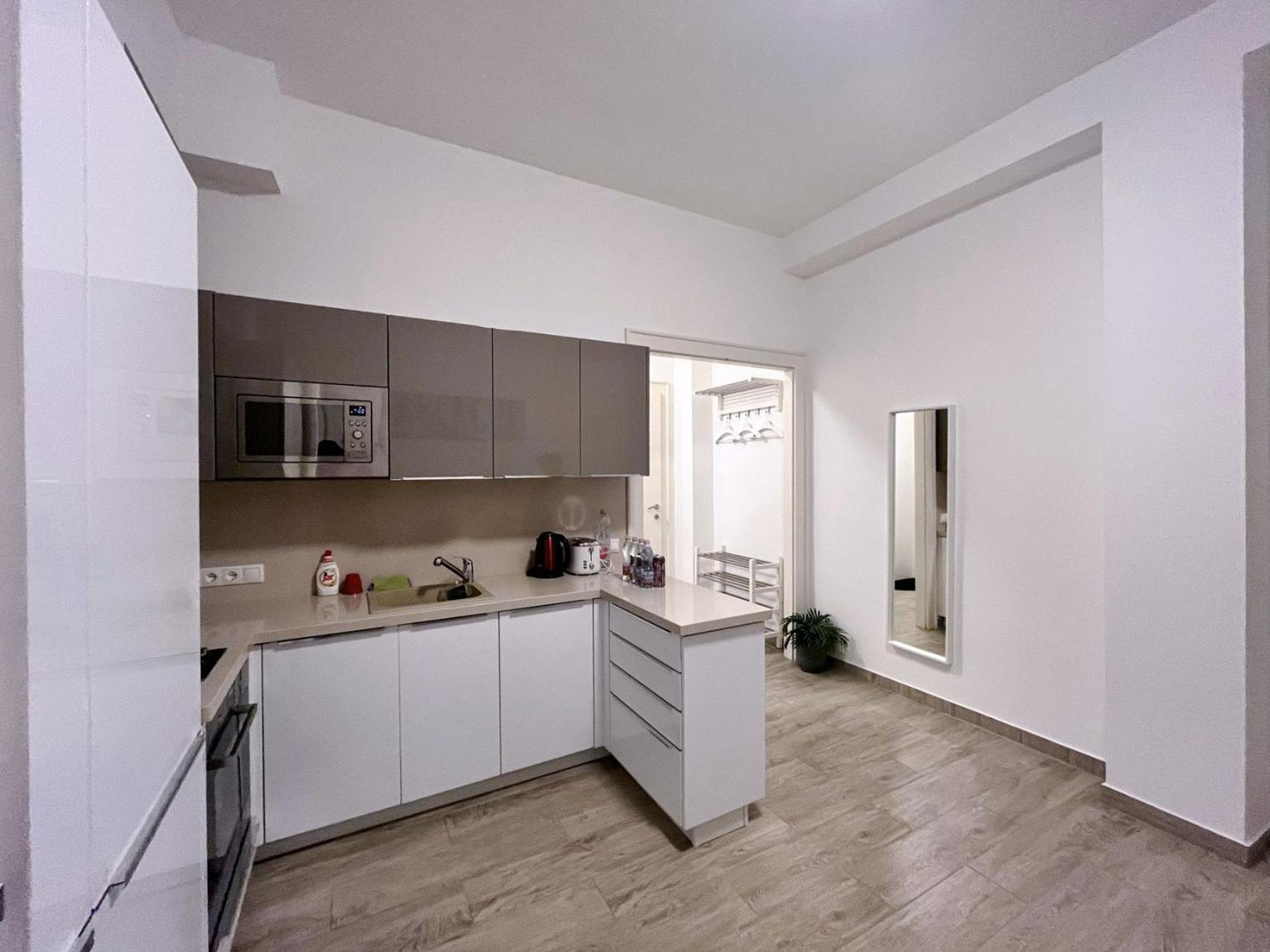 Boutique Family Apartment In The Heart Of City บูดาเปสต์ ภายนอก รูปภาพ