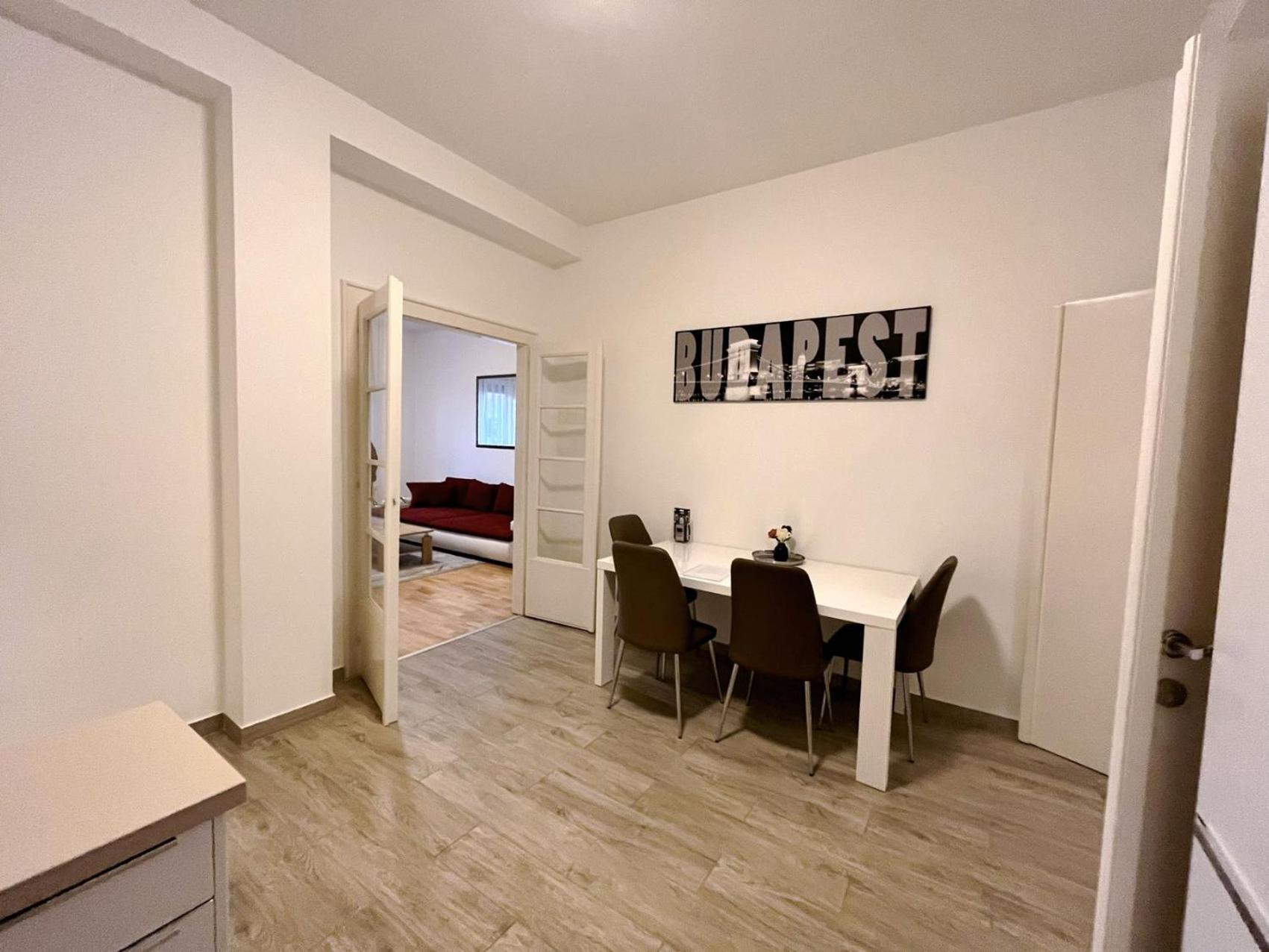 Boutique Family Apartment In The Heart Of City บูดาเปสต์ ภายนอก รูปภาพ