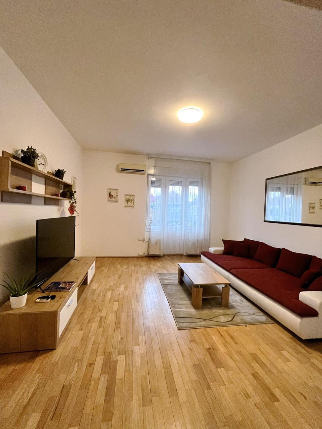 Boutique Family Apartment In The Heart Of City บูดาเปสต์ ภายนอก รูปภาพ